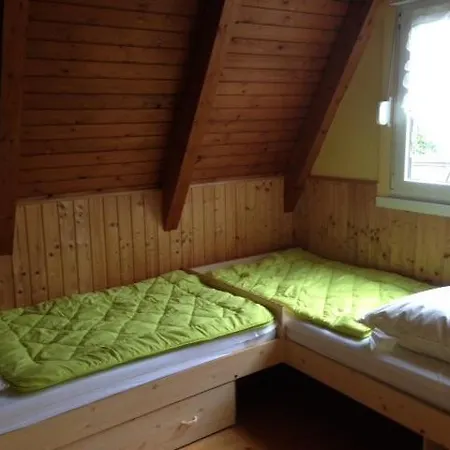 Nurdachhaus Krabbenweg 12 *